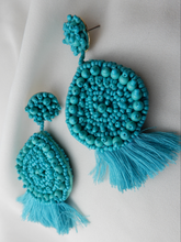 Load image into Gallery viewer, Bold Bead &amp; tasseled Earring
