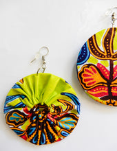 Load image into Gallery viewer, Wax Print Fabric Earrings - Afrix Style

